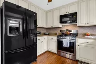 1833 Tree Top Ct, Marietta, GA 30062 - Photo 10