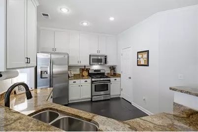 2554 Longcourt Circle SE #4, Atlanta, GA 30339 - Photo 8