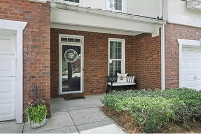 2554 Longcourt Circle SE #4, Atlanta, GA 30339 - Photo 2