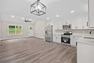 141 Azalea St SW, Calhoun, GA 30701 - Photo 12