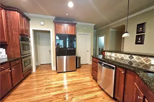 930 Chateau Forest Rd, Hoschton, GA 30548 - Photo 22