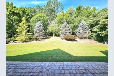 930 Chateau Forest Road, Hoschton, GA 30548 - Photo 10