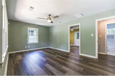 2288 Polar Rock Avenue SW, Atlanta, GA 30315 - Photo 4