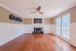 2092 Plantation Rd, Lawrenceville, GA 30044 - Photo 6