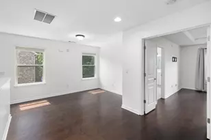 1575 Trailview Way NE, Atlanta, GA 30329 - Photo 20