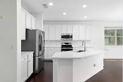 1575 Trailview Way NE, Atlanta, GA 30329 - Photo 4