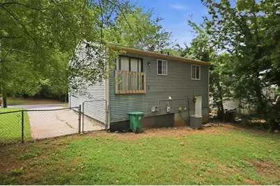 2116 Scarbrough Road, Stone Mountain, GA 30088 - Photo 32