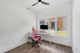 6305 Shannon Pkwy, Union City, GA 30291 - Photo 18