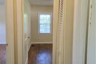 635 Burbank Circle SE, Smyrna, GA 30080 - Photo 12