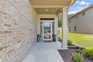 312 Magnolia Villas Dr, Cornelia, GA 30531 - Photo 2