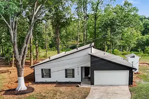7103 Apache Ln, Riverdale, GA 30274 - Photo 1