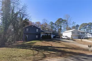 2740 Old Ivy Ct, Buford, GA 30519 - Photo 1