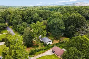412 Derbyshire Dr, Stone Mountain, GA 30088 - Photo 32