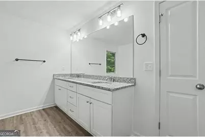 516 Brooks Village Drive, Pendergrass, GA 30567 - Photo 16