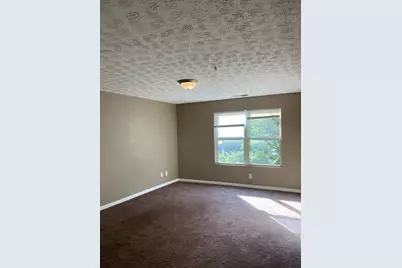 7201 Fairington Ridge Circle, Lithonia, GA 30038 - Photo 6