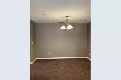 7201 Fairington Ridge Circle, Lithonia, GA 30038 - Photo 4