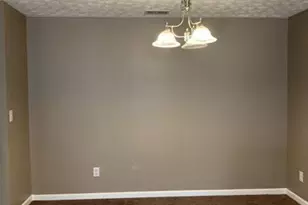 7201 Fairington Ridge Cir, Lithonia, GA 30038 - Photo 4