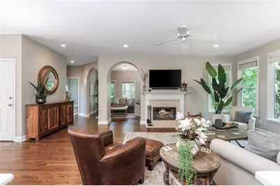 7000 Amberleigh Way, Johns Creek, GA 30097 - Photo 8