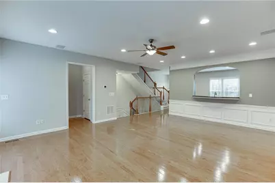 2801 Loftview Square, Atlanta, GA 30339 - Photo 12