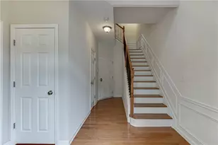 2801 Loftview Square, Atlanta, GA 30339 - Photo 4