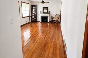 5527 Andrew Dr SW, Mableton, GA 30126 - Photo 2