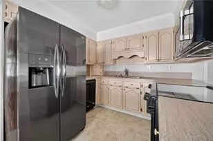 3245 Village Glen Trail S, Snellville, GA 30039 - Photo 18