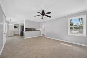3245 Village Glen Trail S, Snellville, GA 30039 - Photo 10