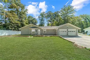 3245 Village Glen Trail S, Snellville, GA 30039 - Photo 34