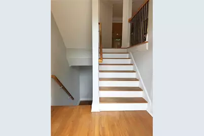 871 Lenox Ct NE, Atlanta, GA 30324 - Photo 2