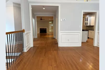 871 Lenox Ct NE, Atlanta, GA 30324 - Photo 6