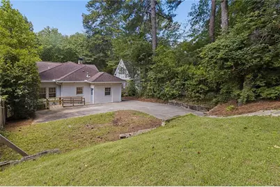746 Brookridge Drive NE, Atlanta, GA 30306 - Photo 46