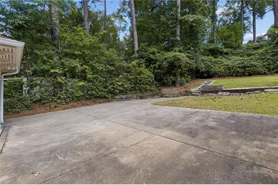 746 Brookridge Drive NE, Atlanta, GA 30306 - Photo 44