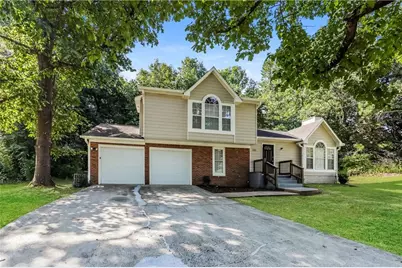 1361 Wrens Court, Jonesboro, GA 30238 - Photo 2