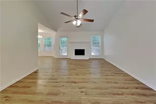 530 Alcovy Springs Dr, Lawrenceville, GA 30045 - Photo 2