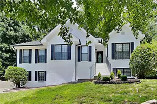 530 Alcovy Springs Dr, Lawrenceville, GA 30045 - Photo 1