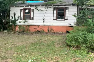 371 3rd St, Forest Park, GA 30297 - Photo 2
