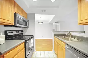 4106 Chastain Park Ct, Atlanta, GA 30342 - Photo 12