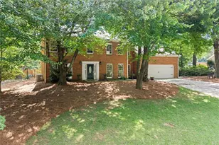 3650 Stonehenge Way NE, Marietta, GA 30066 - Photo 8