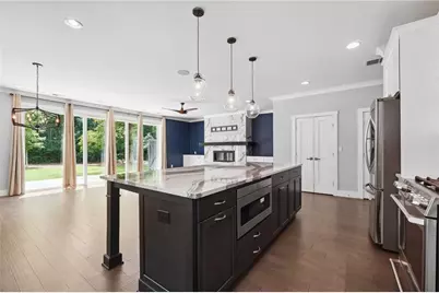 171 Bellehaven Drive, Woodstock, GA 30188 - Photo 2