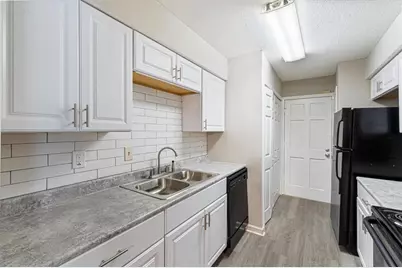 3028 Parc Lorraine, Lithonia, GA 30058 - Photo 4
