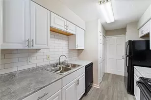 3028 Parc Lorraine, Lithonia, GA 30058 - Photo 4