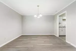 3028 Parc Lorraine, Lithonia, GA 30058 - Photo 10
