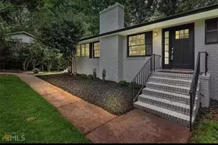599 Holly Dr, Gainesville, GA 30501 - Photo 2