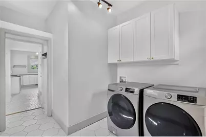 691 Florence Place NW, Atlanta, GA 30318 - Photo 14