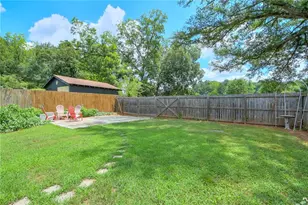 691 Florence Pl NW, Atlanta, GA 30318 - Photo 32