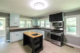 2986 Hilltop Dr, Buchanan, GA 30113 - Photo 8