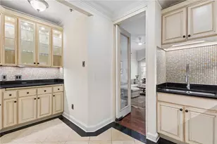 77 Peachtree Pl NE, Atlanta, GA 30309 - Photo 14