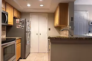 3075 Chastain Park Ct NE, Atlanta, GA 30342 - Photo 12