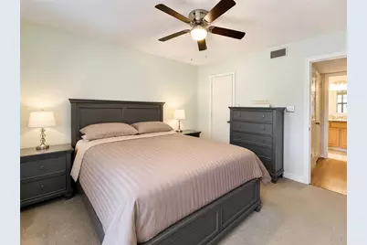 3075 Chastain Park Court NE, Atlanta, GA 30342 - Photo 14