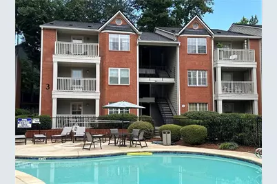 3075 Chastain Park Court NE, Atlanta, GA 30342 - Photo 2